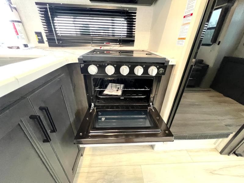 2025 Keystone 2025 Keystone Arcadia Select - thumbnail 22