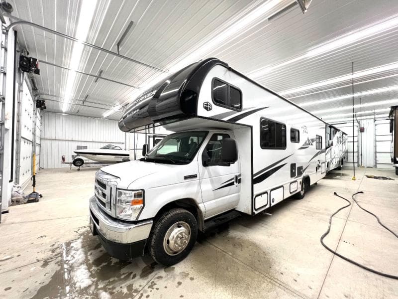 2025 East To West 2025 East To West Entrada - thumbnail 8