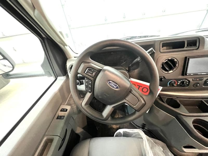 2025 East To West 2025 East To West Entrada - thumbnail 21