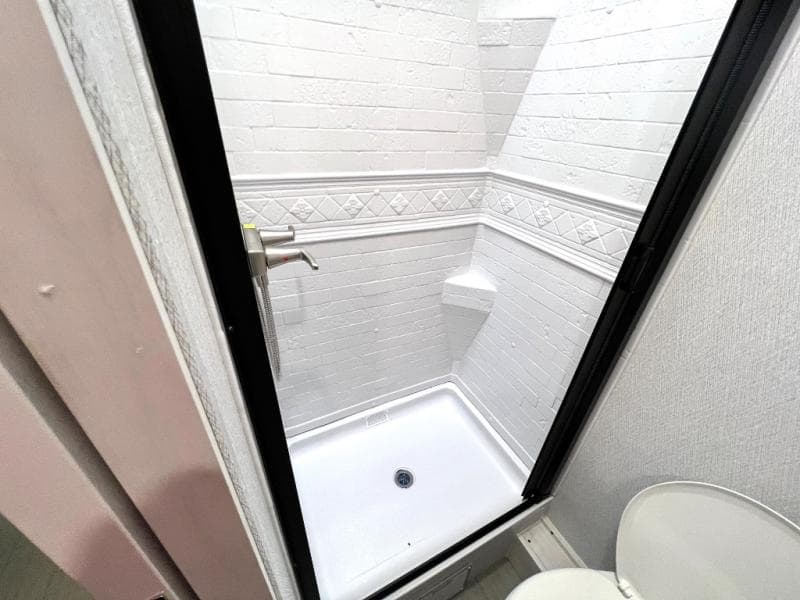 2025 East To West 2025 East To West Entrada - thumbnail 43