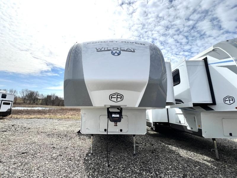 2025 Forest River 2025 Forest River Wildcat - thumbnail 7