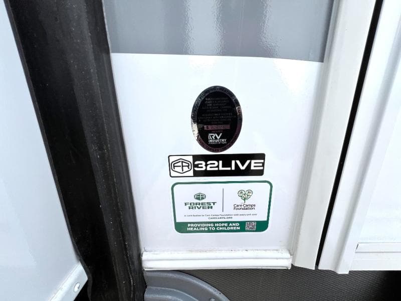 2025 Forest River 2025 Forest River Wildcat - thumbnail 10