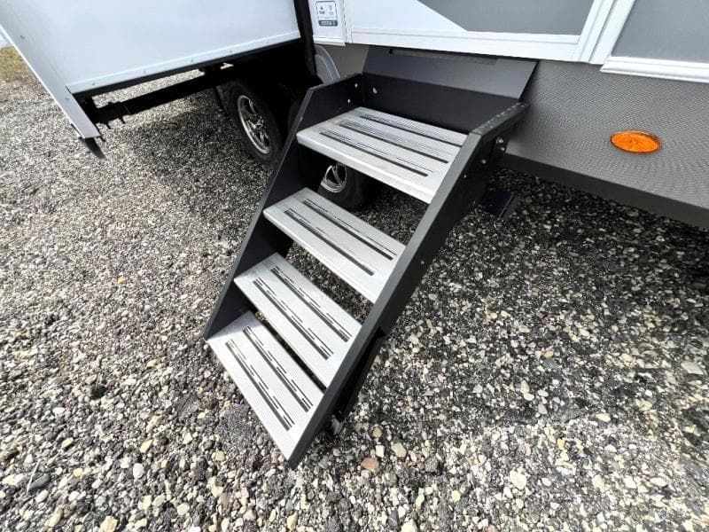 2025 Forest River 2025 Forest River Wildcat - thumbnail 12