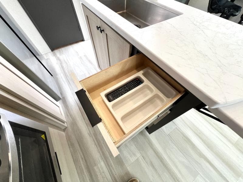 2025 Forest River 2025 Forest River Wildcat - thumbnail 27