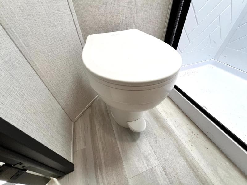 2025 Forest River 2025 Forest River Wildcat - thumbnail 41