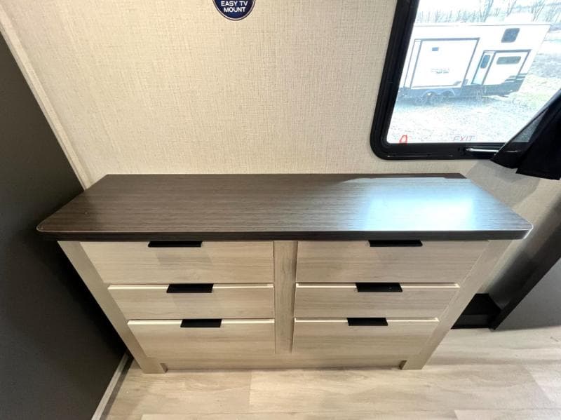 2025 Forest River 2025 Forest River Wildcat - thumbnail 43