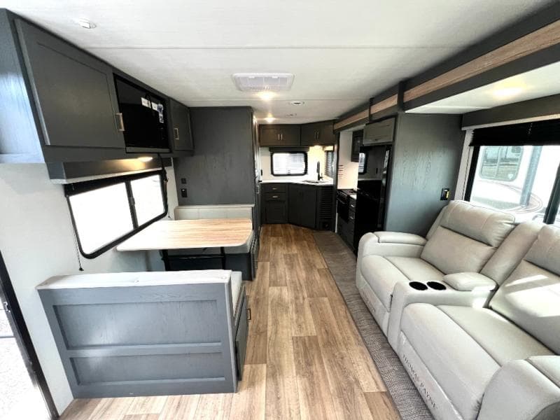 2024 Keystone RV 2024 Keystone RV Bullet Crossfire - thumbnail 3