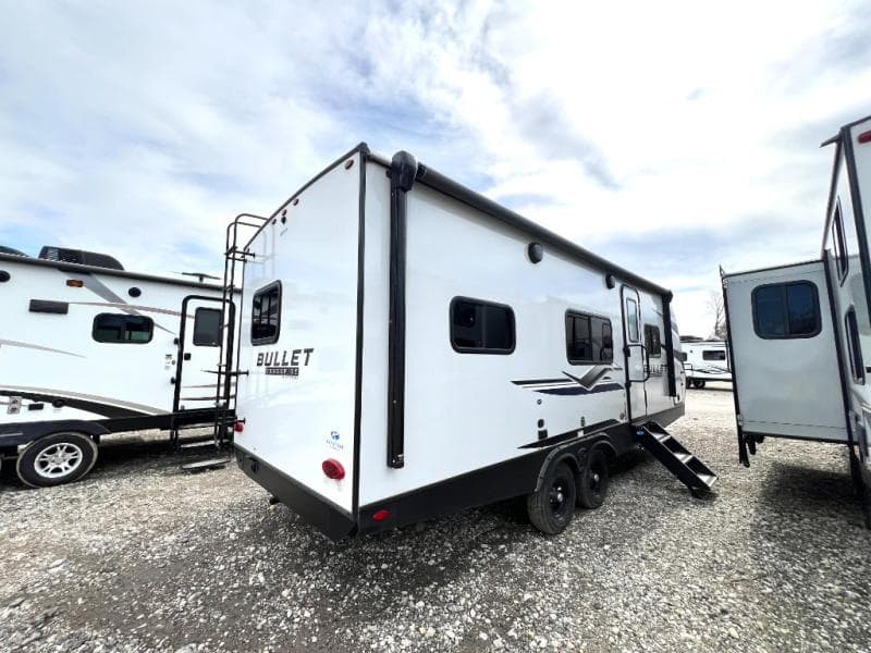 2024 Keystone RV 2024 Keystone RV Bullet Crossfire - thumbnail 8