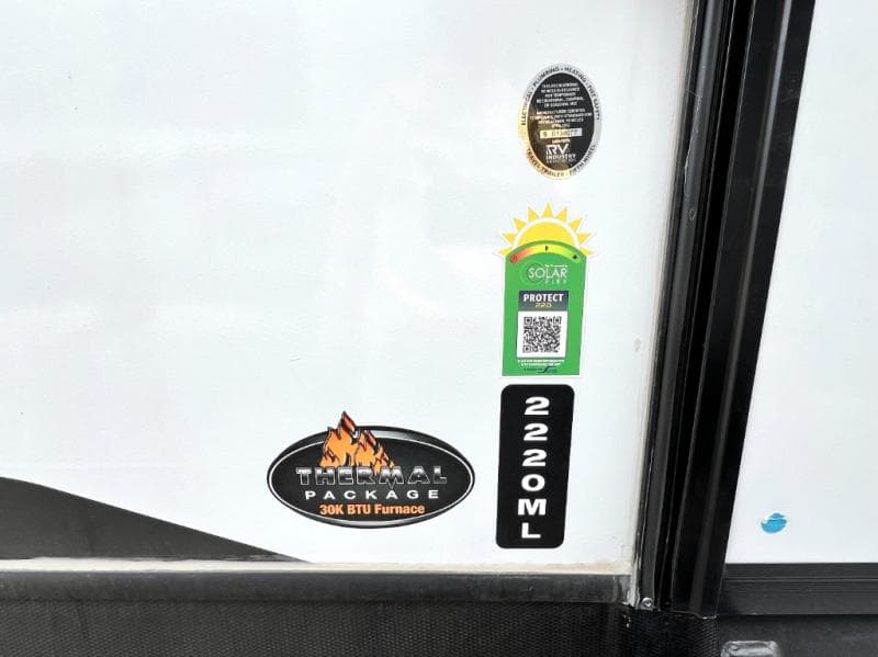 2024 Keystone RV 2024 Keystone RV Bullet Crossfire - thumbnail 10