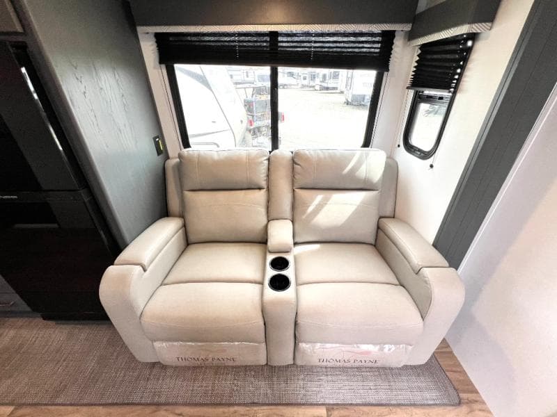 2024 Keystone RV 2024 Keystone RV Bullet Crossfire - thumbnail 14