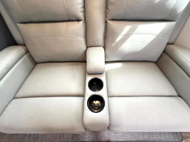 2024 Keystone RV 2024 Keystone RV Bullet Crossfire - thumbnail 15