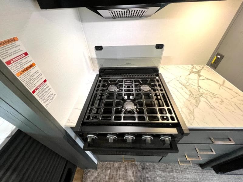 2024 Keystone RV 2024 Keystone RV Bullet Crossfire - thumbnail 22