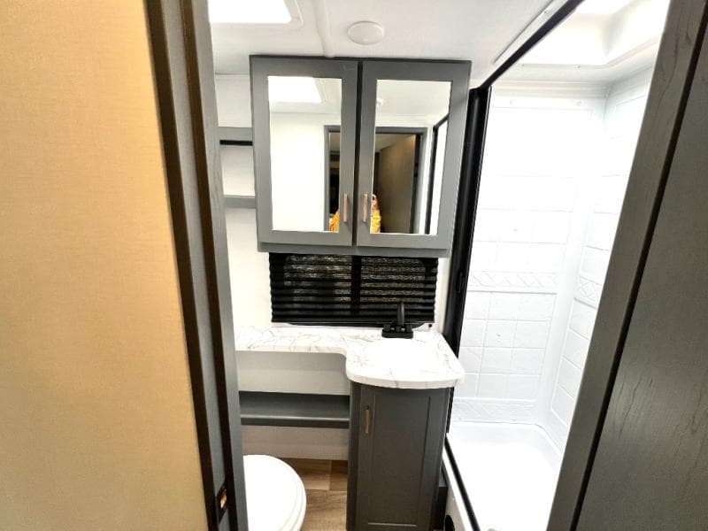 2024 Keystone RV 2024 Keystone RV Bullet Crossfire - thumbnail 27