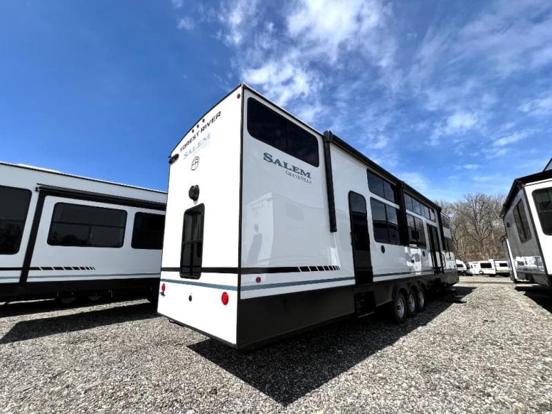 2025 Forest River 2025 Forest River Forest River Salem - thumbnail 11