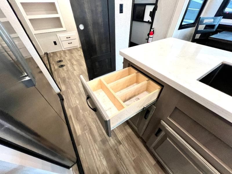 2024 Jayco 2024 Jayco North Point - thumbnail 26