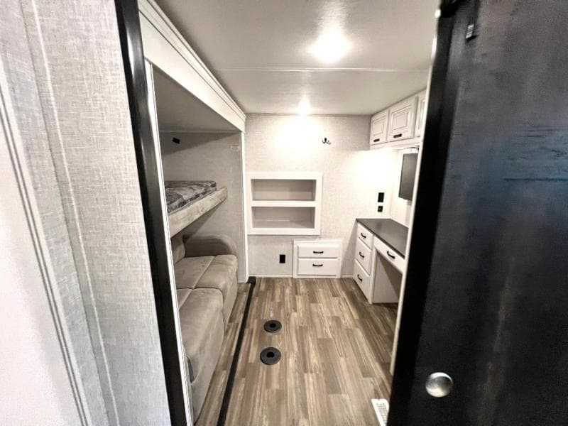 2024 Jayco 2024 Jayco North Point - thumbnail 36