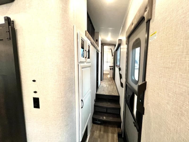 2024 Jayco 2024 Jayco North Point - thumbnail 42