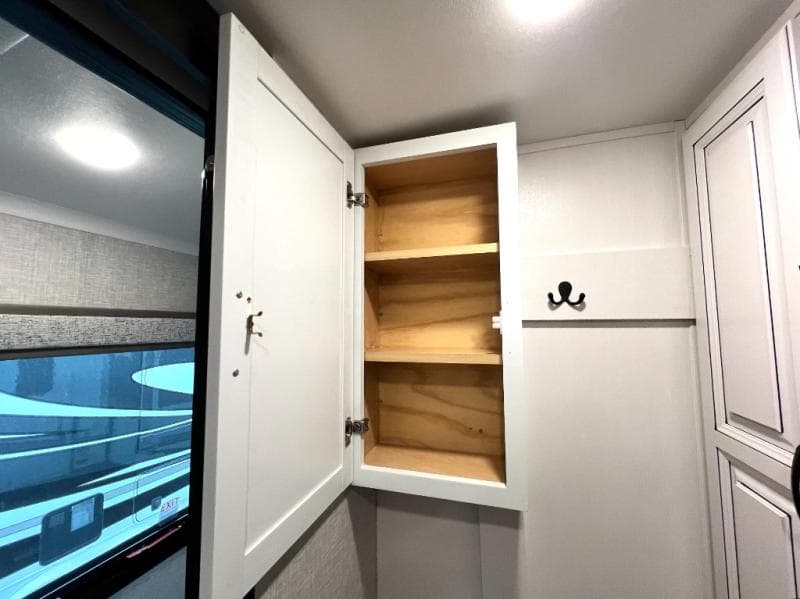 2024 Jayco 2024 Jayco North Point - thumbnail 48