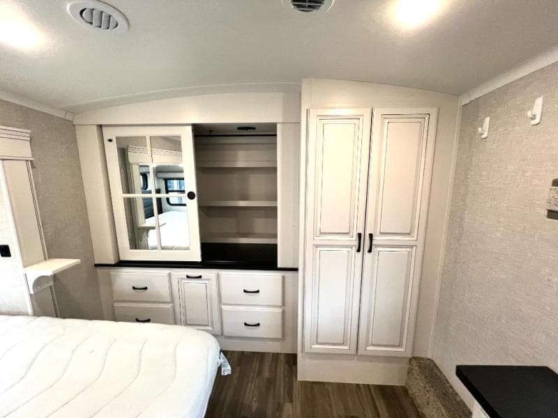 2024 Jayco 2024 Jayco North Point - thumbnail 53