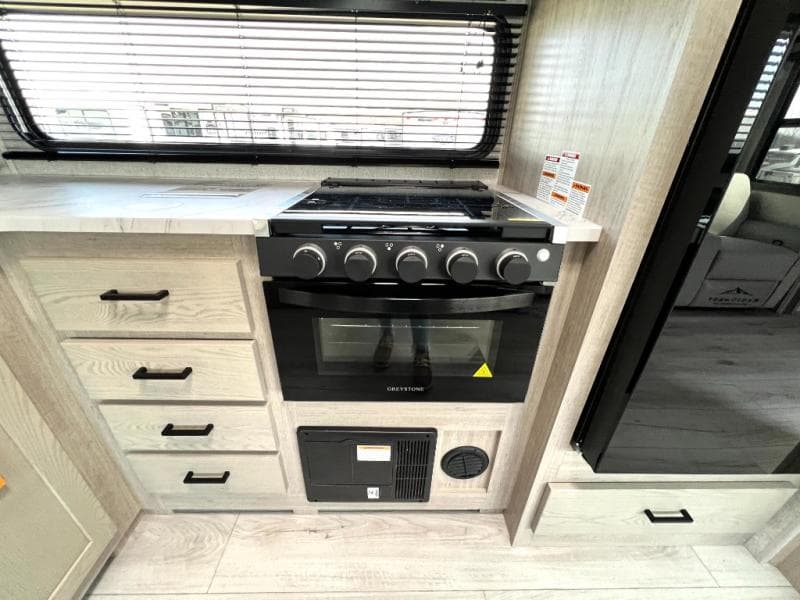 2025 East to West 2025 East to West Alta - thumbnail 24