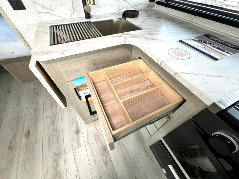 2025 East to West 2025 East to West Alta - thumbnail 26