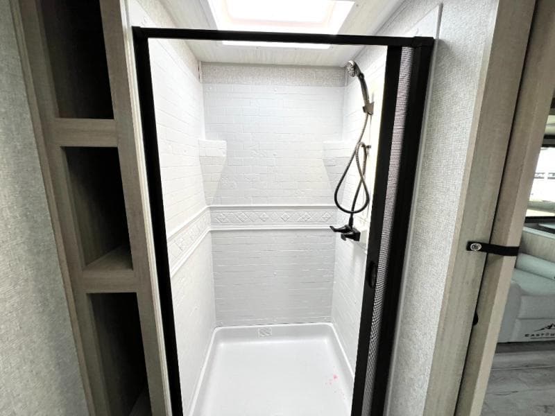 2025 East to West 2025 East to West Alta - thumbnail 39