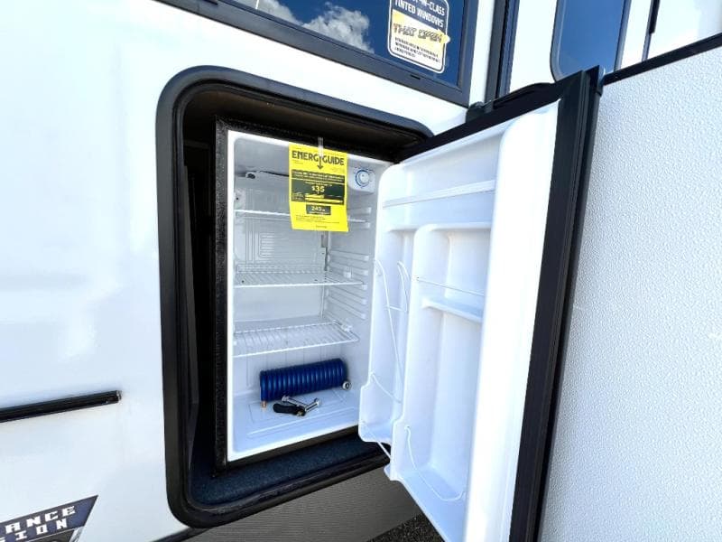 2025 Forest River 2025 Forest River Salem Hemisphere Hyper-Lyte - thumbnail 16