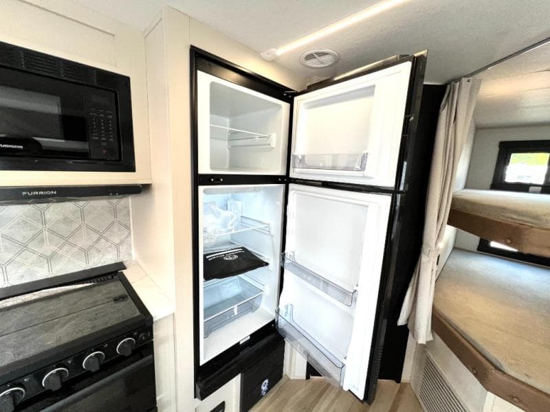 2025 Forest River 2025 Forest River Salem Hemisphere Hyper-Lyte - thumbnail 31