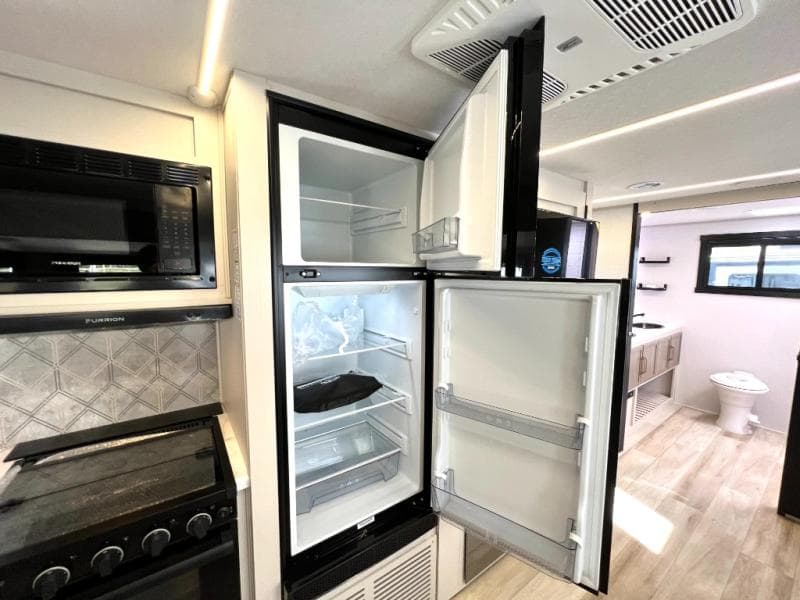 2025 Forest River 2025 Forest River Salem Hemisphere Hyper-Lyte - thumbnail 33