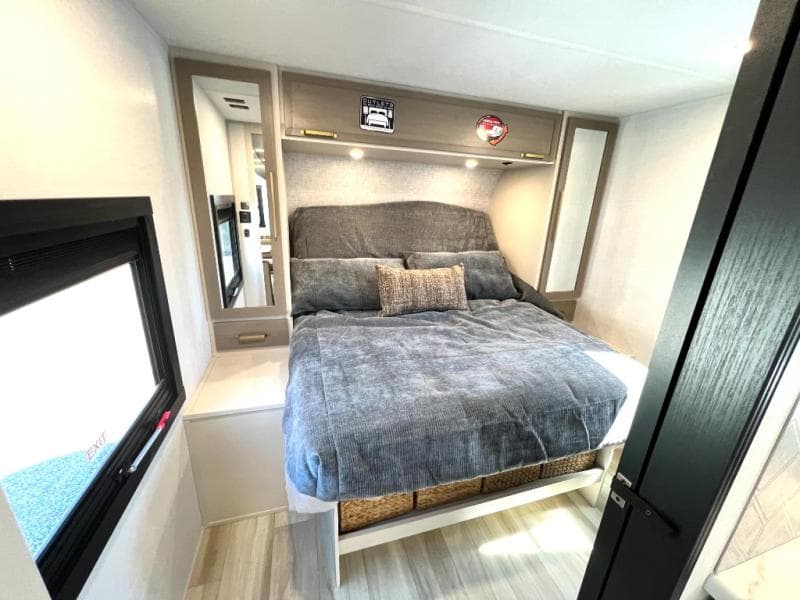 2025 Forest River 2025 Forest River Salem Hemisphere Hyper-Lyte - thumbnail 34