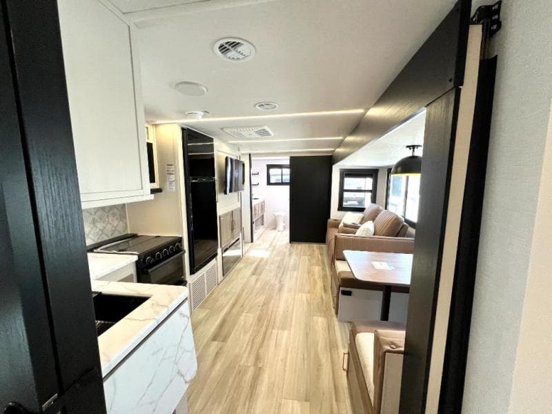 2025 Forest River 2025 Forest River Salem Hemisphere Hyper-Lyte - thumbnail 38