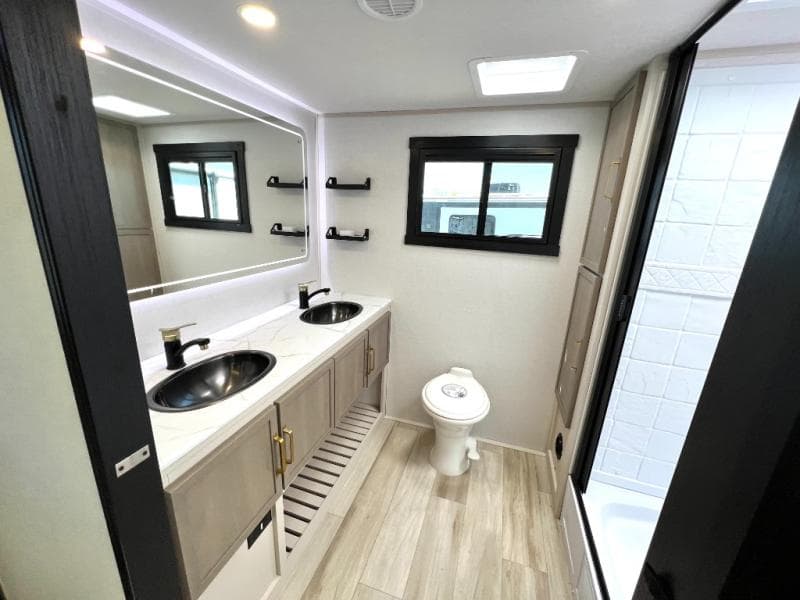 2025 Forest River 2025 Forest River Salem Hemisphere Hyper-Lyte - thumbnail 40