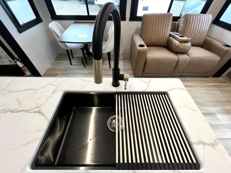 2025 Forest River 2025 Forest River Salem Hemisphere - thumbnail 36