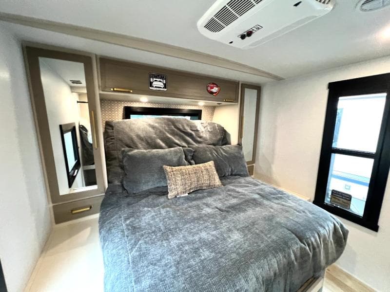 2025 Forest River 2025 Forest River Salem Hemisphere - thumbnail 51