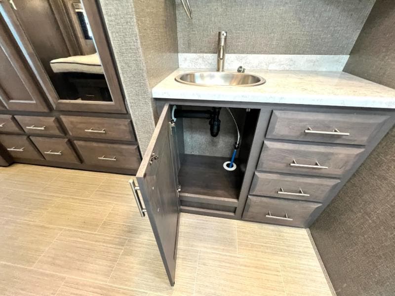 2022 Thor Motor Coach 2022 Thor Motor Coach Challenger - thumbnail 61