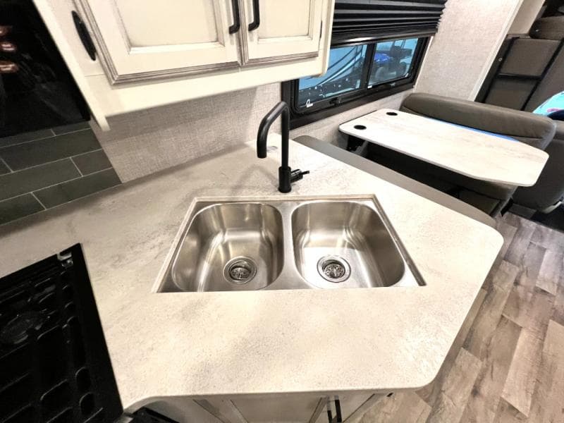 2022 Jayco 2022 Jayco Redhawk - thumbnail 34