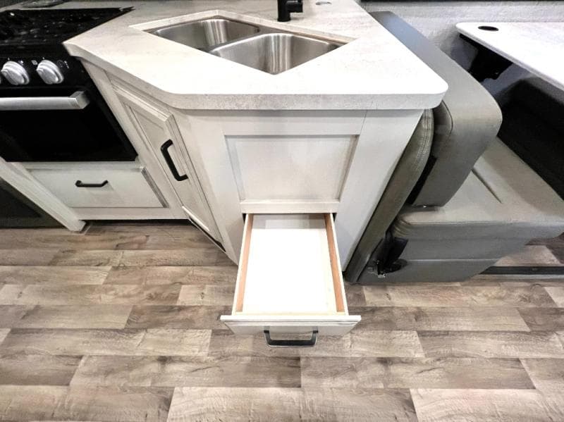 2022 Jayco 2022 Jayco Redhawk - thumbnail 35