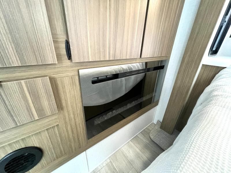 2025 Forest River 2025 Forest River Salem Grand Villa - thumbnail 4