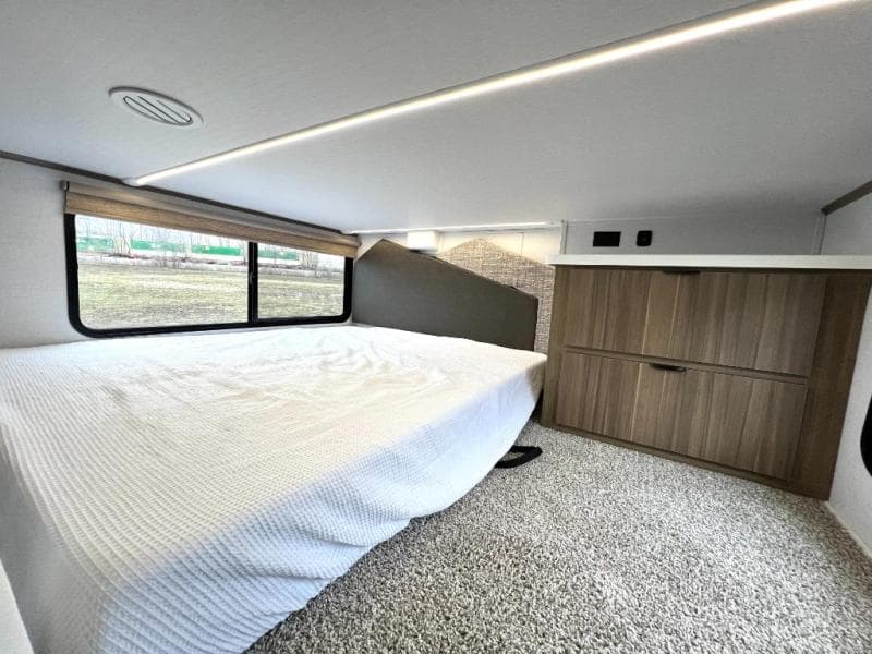 2025 Forest River 2025 Forest River Salem Grand Villa - thumbnail 32