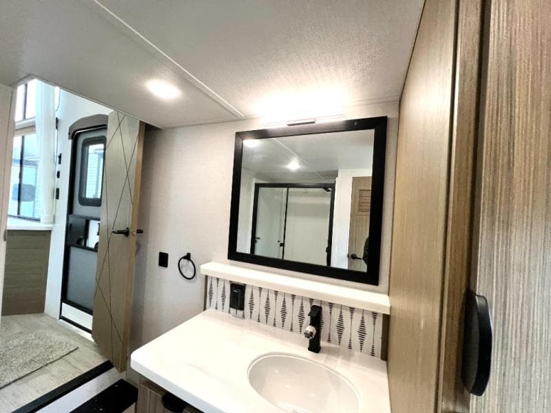 2025 Forest River 2025 Forest River Salem Grand Villa - thumbnail 36