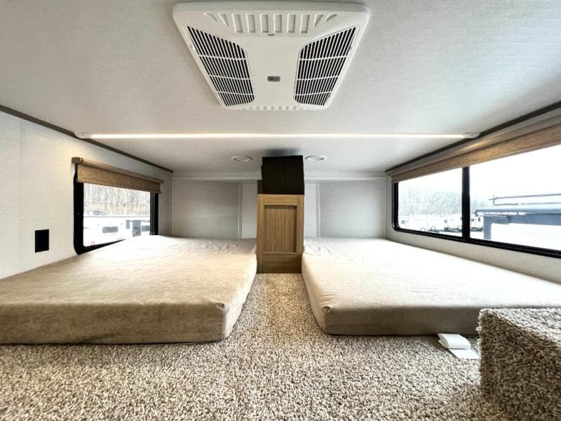 2025 Forest River 2025 Forest River Salem Grand Villa - thumbnail 49