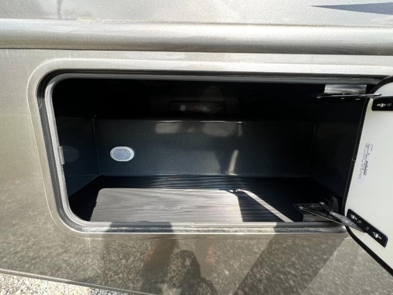 2026 NeXus RV 2026 NeXus RV Wraith - thumbnail 17