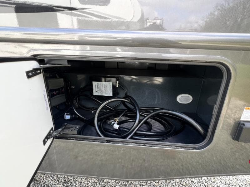 2026 NeXus RV 2026 NeXus RV Wraith - thumbnail 18