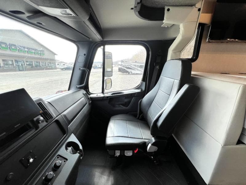 2026 NeXus RV 2026 NeXus RV Wraith - thumbnail 28