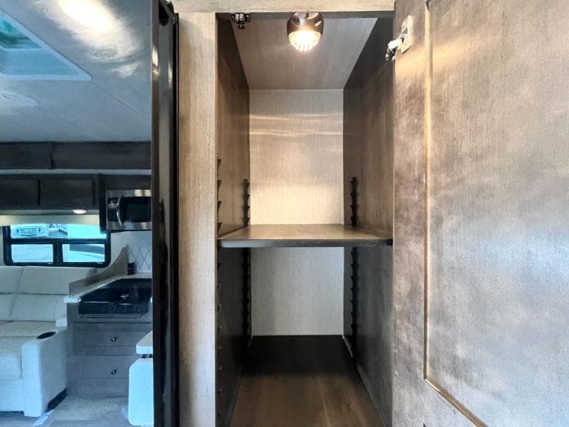 2026 NeXus RV 2026 NeXus RV Wraith - thumbnail 46