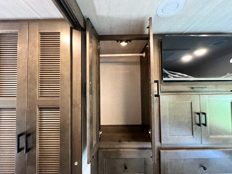 2026 NeXus RV 2026 NeXus RV Wraith - thumbnail 61