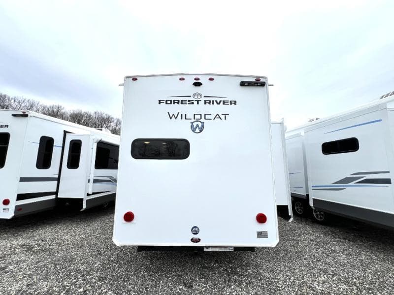 2025 Forest River 2025 Forest River Wildcat - thumbnail 10