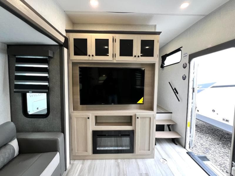 2025 Forest River 2025 Forest River Wildcat - thumbnail 19