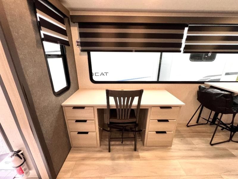 2025 Forest River 2025 Forest River Wildcat - thumbnail 21