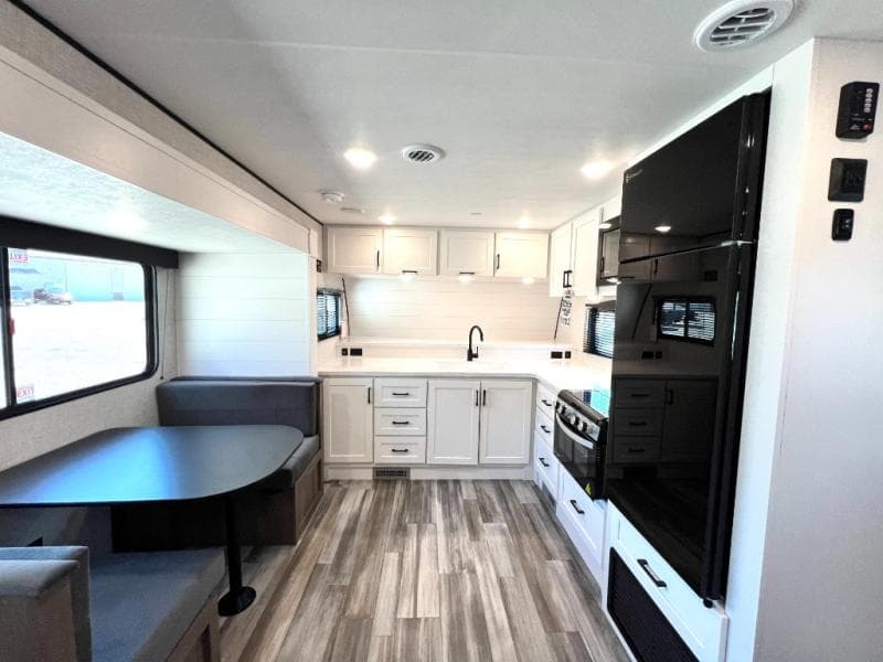 2025 Jayco 2025 Jayco Jay Flight SLX - thumbnail 13